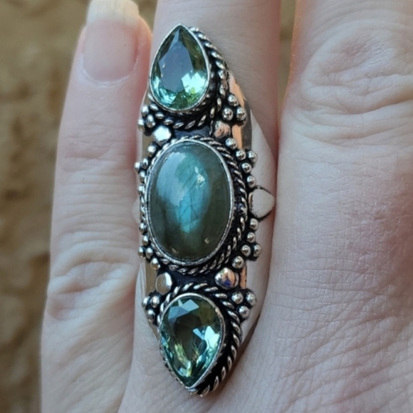 New Labradorite & Tsavorite 925 Silver Statement Ring. - Picture 1 of 16